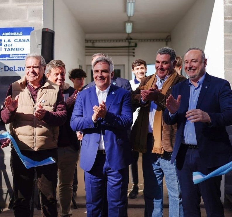 Llaryora inauguró un tambo robotizado con fines&nbsp;educativos